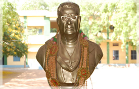 EVA Vallimuthu Nadar Statue